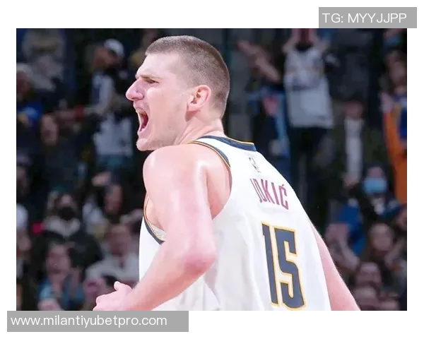 文班称赞约基奇为世界顶级球员认为他有机会再夺MVP荣誉